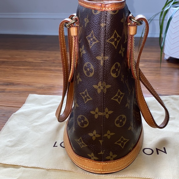 Louis Vuitton petite bucket bag - Picture 3 of 16